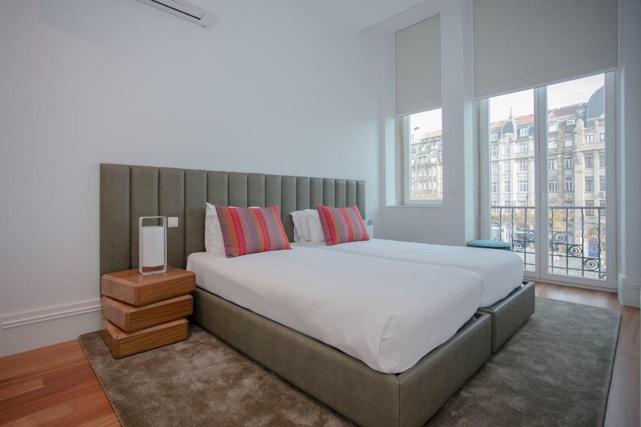 Liiiving In Porto | Aliados Luxury Apartments Екстер'єр фото